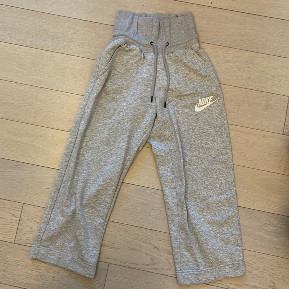Nike drawstring sweats